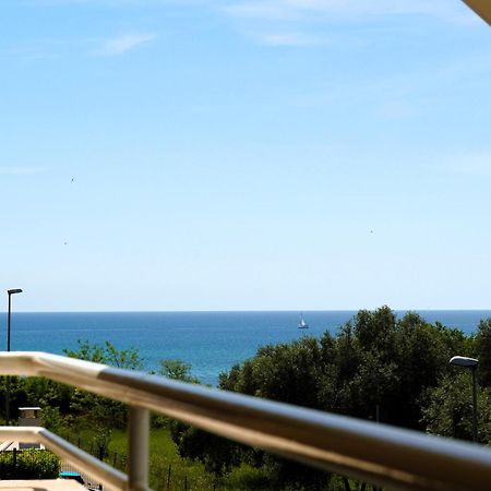 Flora House With Apartment Zambratija  Luaran gambar